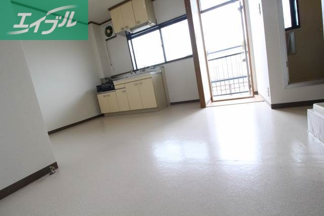 居室・リビング　同タイプのお部屋の写真です