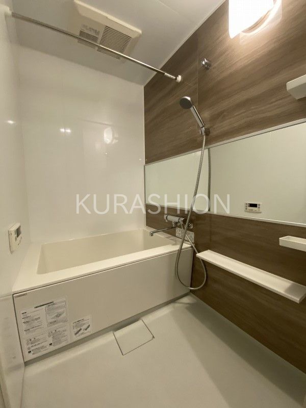 バス・シャワールーム　※別部屋参考写真