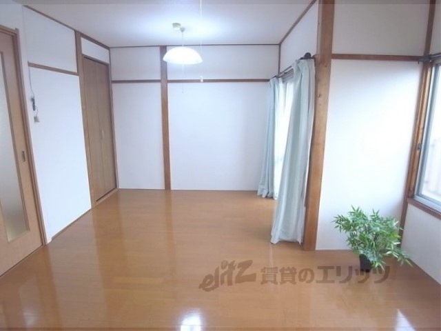 居室・リビング　洋室