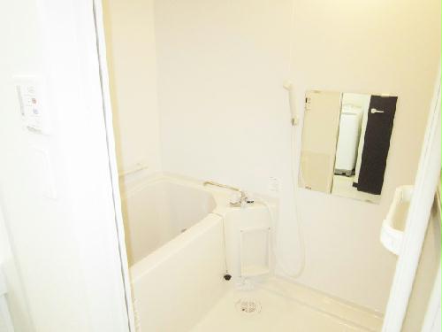 バス・シャワールーム　追い炊き機能付きのお風呂です！！