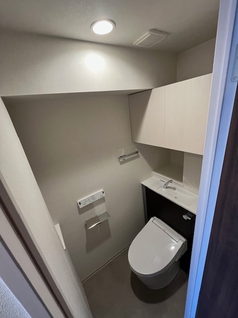 トイレ　別部屋参考写真