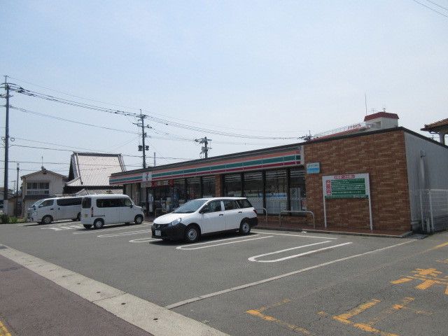 【大牟田市諏訪町のアパートのコンビニ】