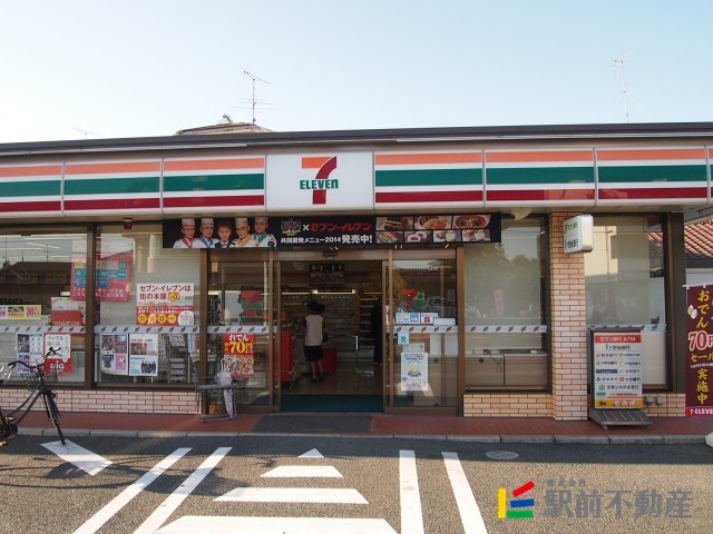 コンビニ　セブンイレブン荒尾本村店（コンビニ）まで600m