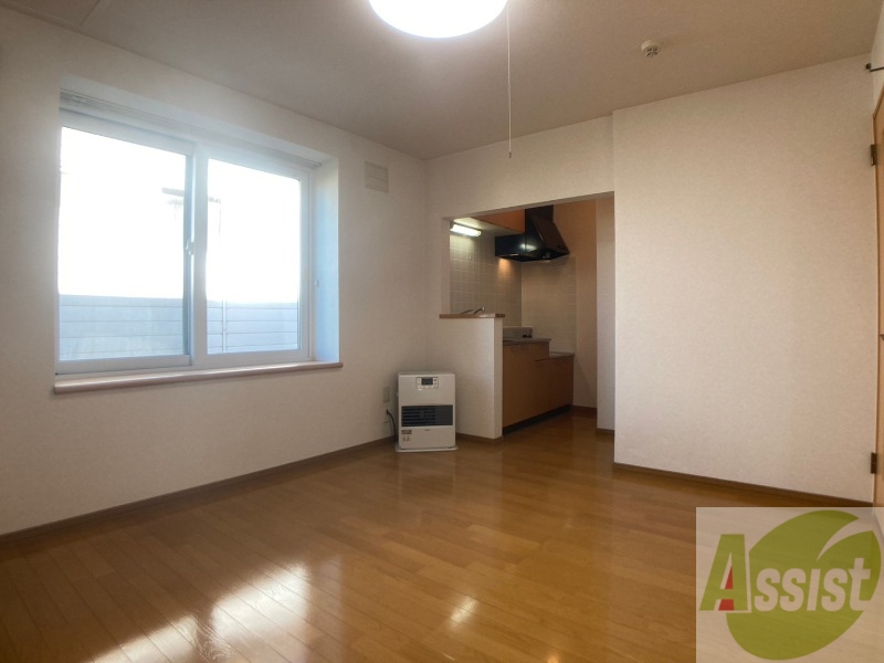 居室・リビング　広くてキレイなお部屋が広がっていて、充実した生活が送れそう。