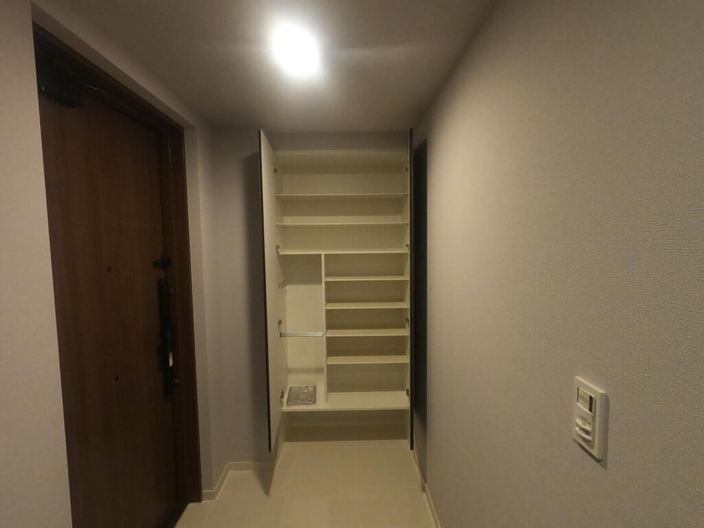 玄関　玄関