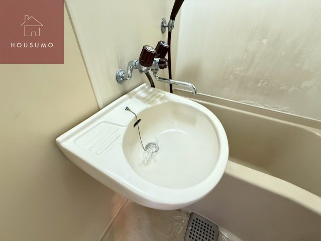 洗面設備　きれいなキッチンです