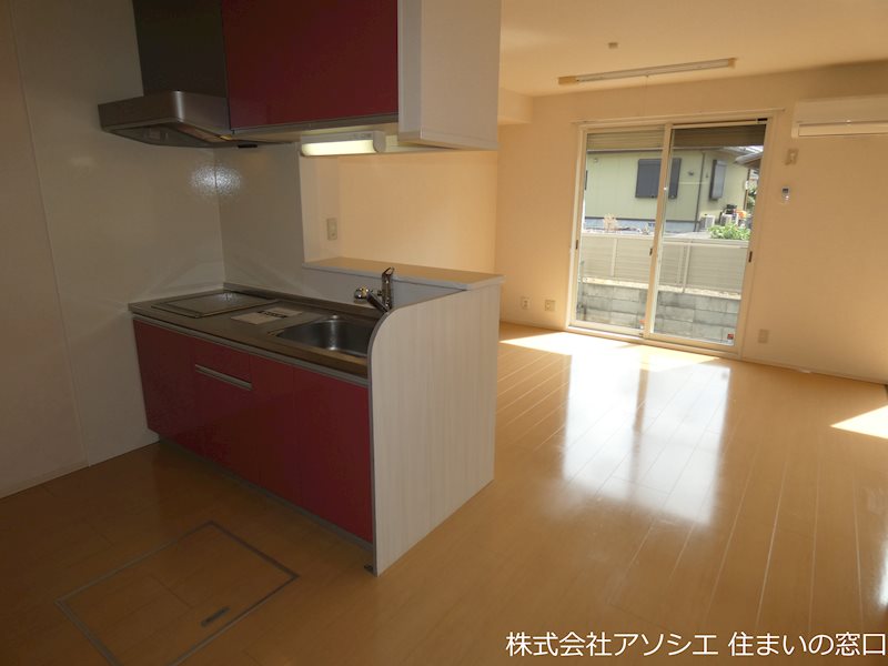 キッチン　IHクッキングヒーター