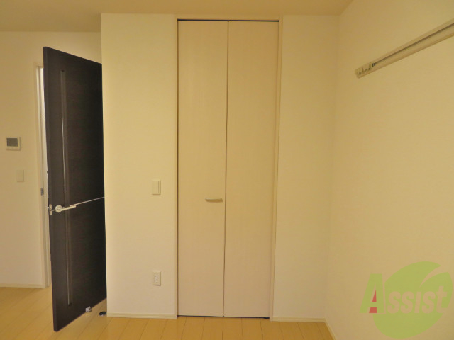 収納　収納はこちらです。高さも十分ございますね