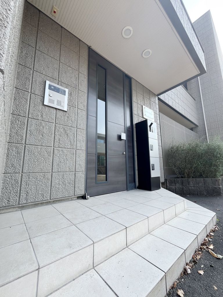 エントランス　エントランス