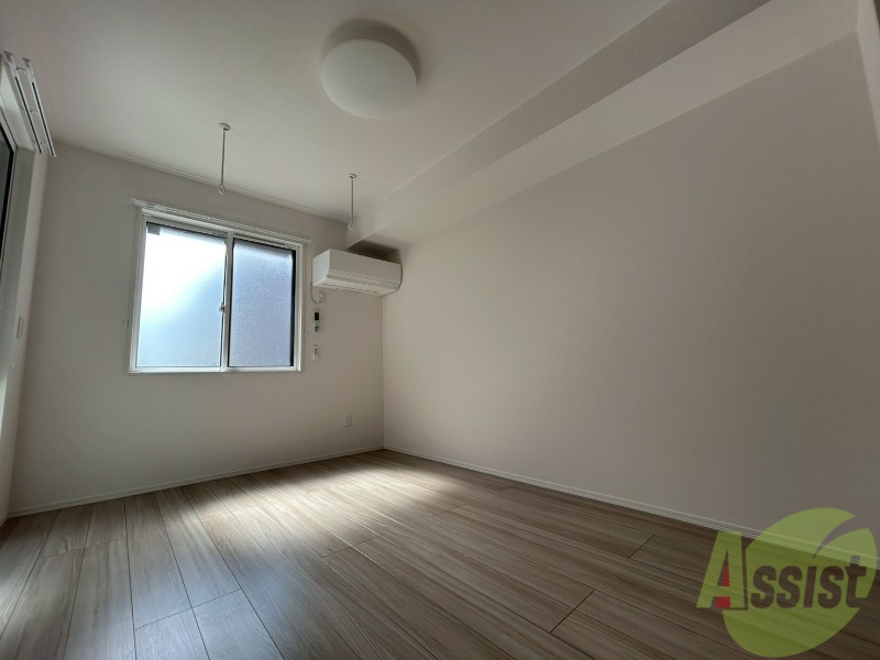 その他部屋・スペース　日差しがしっかり差し込み、朝すっきり目覚められそうです。