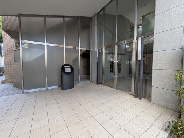エントランス　建物入口