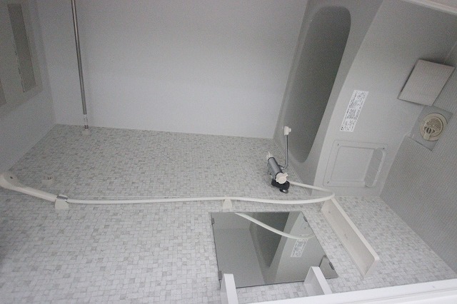 バス・シャワールーム　同物件別部屋