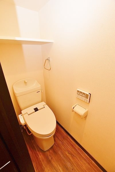 トイレ　★温水洗浄便座トイレ★