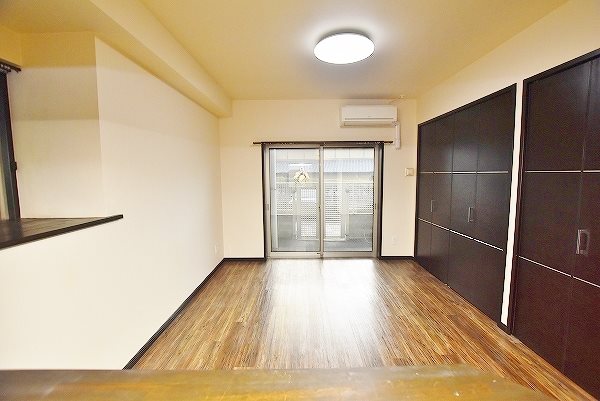 居室・リビング　★洋室13帖★