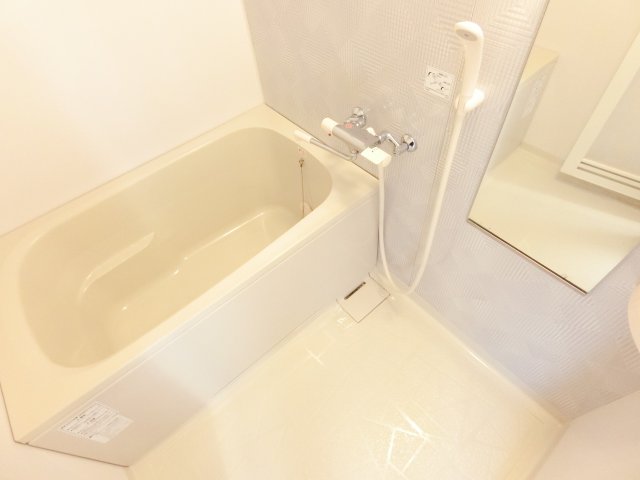 バス・シャワールーム　詳細は、RISUMO江坂本店→06-6155-7137まで♪