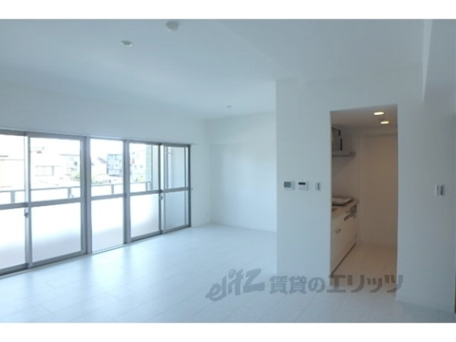 居室・リビング　リビング