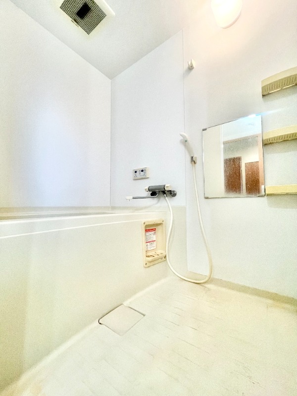 バス・シャワールーム　別号室イメージ