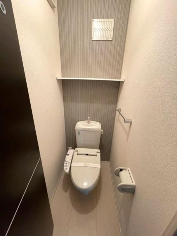 トイレ　※他部屋参考写真