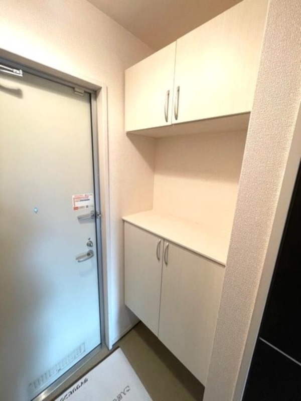 玄関　※他部屋参考写真