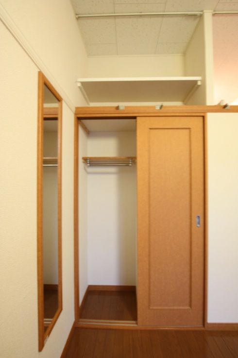 収納　同タイプ参考写真です。※１階のみフローリングとなります