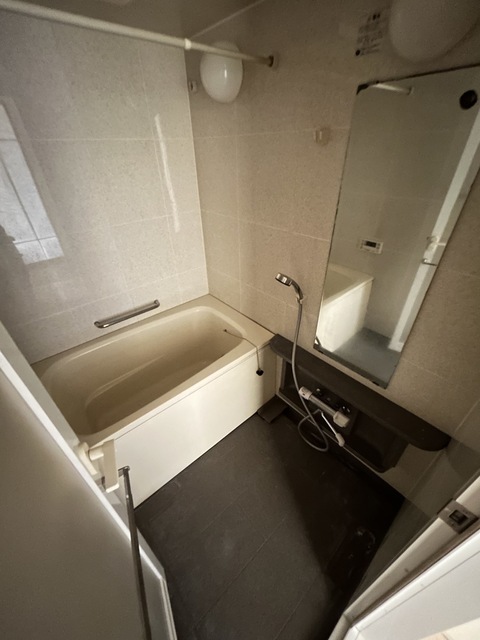 バス・シャワールーム　追い焚き・浴室乾燥付