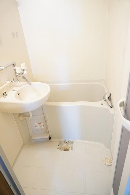 バス・シャワールーム　浴室