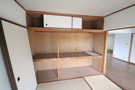 収納　※別号室の写真です