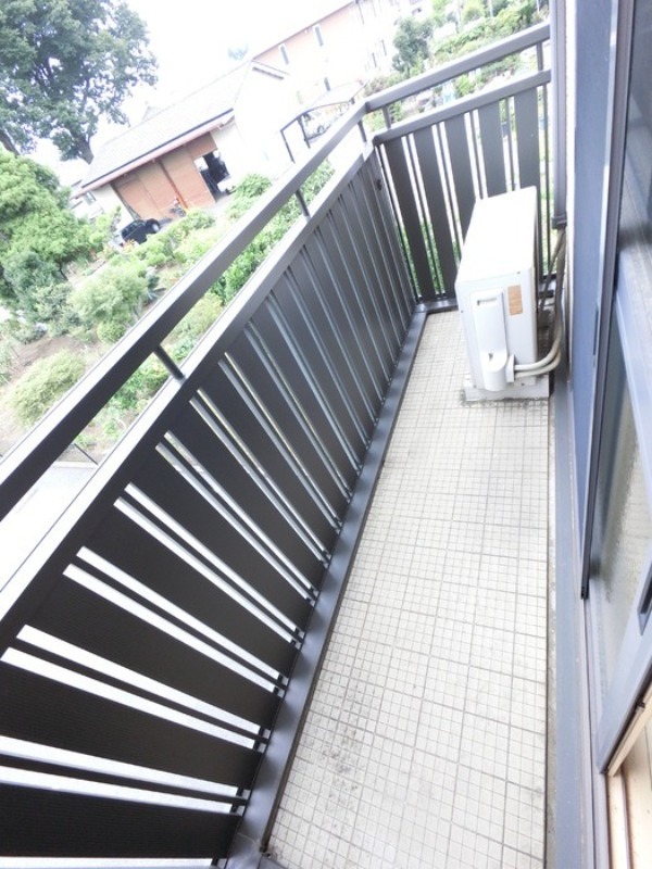 バルコニー　図面と現状に相違がある場合には現状を優先