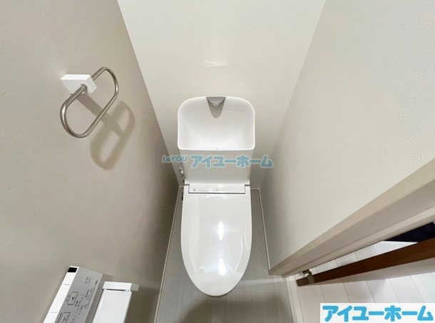 トイレ　温水洗浄便座サービス設置の場合あり（現況優先）