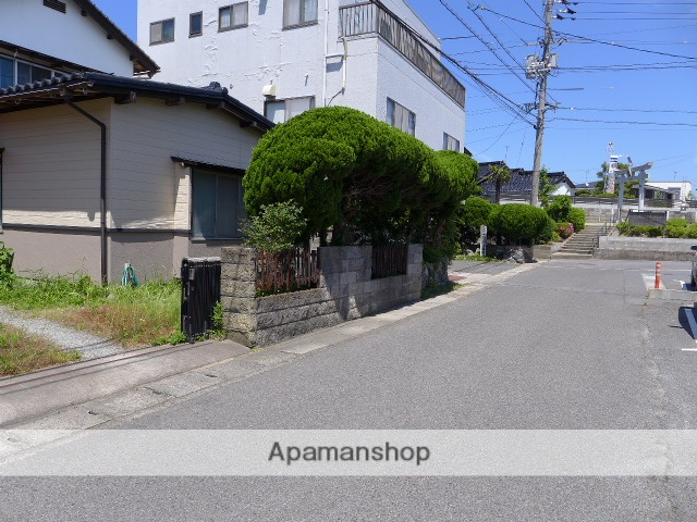 その他　前面道路（その他）まで0m