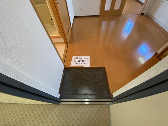 玄関　※同施工会社のイメージ写真※