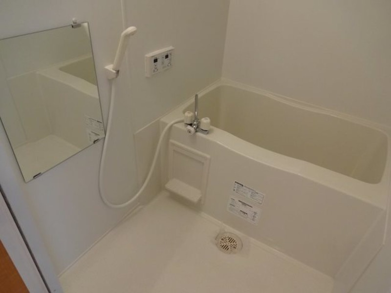 バス・シャワールーム　図面と現状に相違がある場合には現状を優先