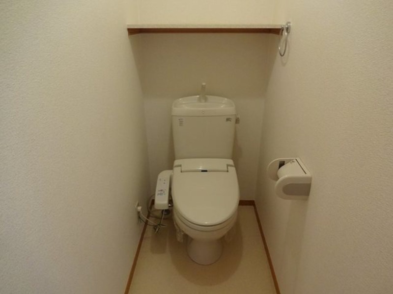 トイレ　図面と現状に相違がある場合には現状を優先