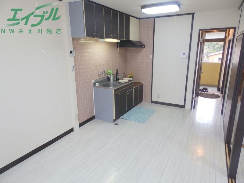 居室・リビング　同型参考写真