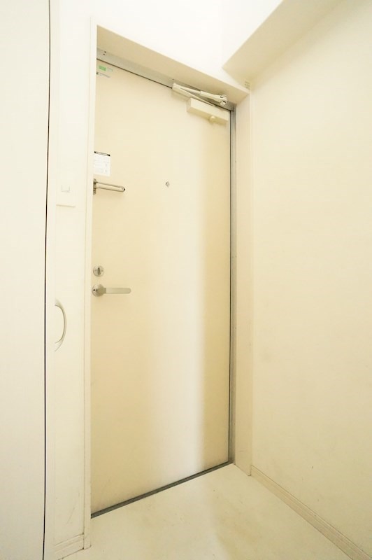 玄関　別号室イメージ