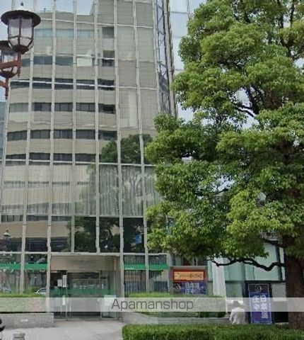 銀行　りそな銀行（銀行）まで313m