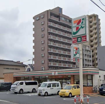 コンビニ　セブンイレブン（コンビニ）まで1996m