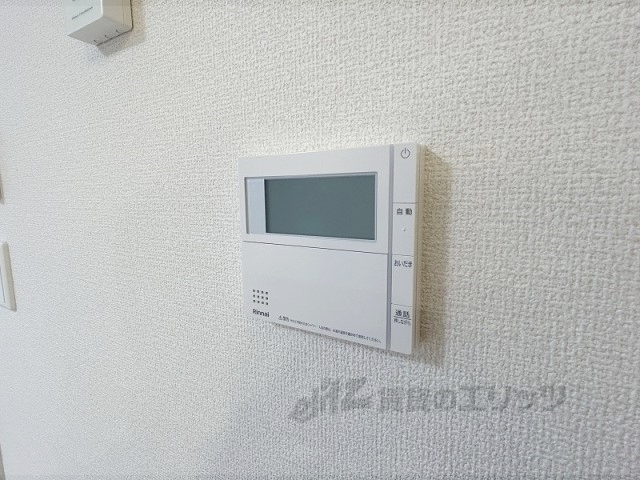 その他設備　給湯器リモコン
