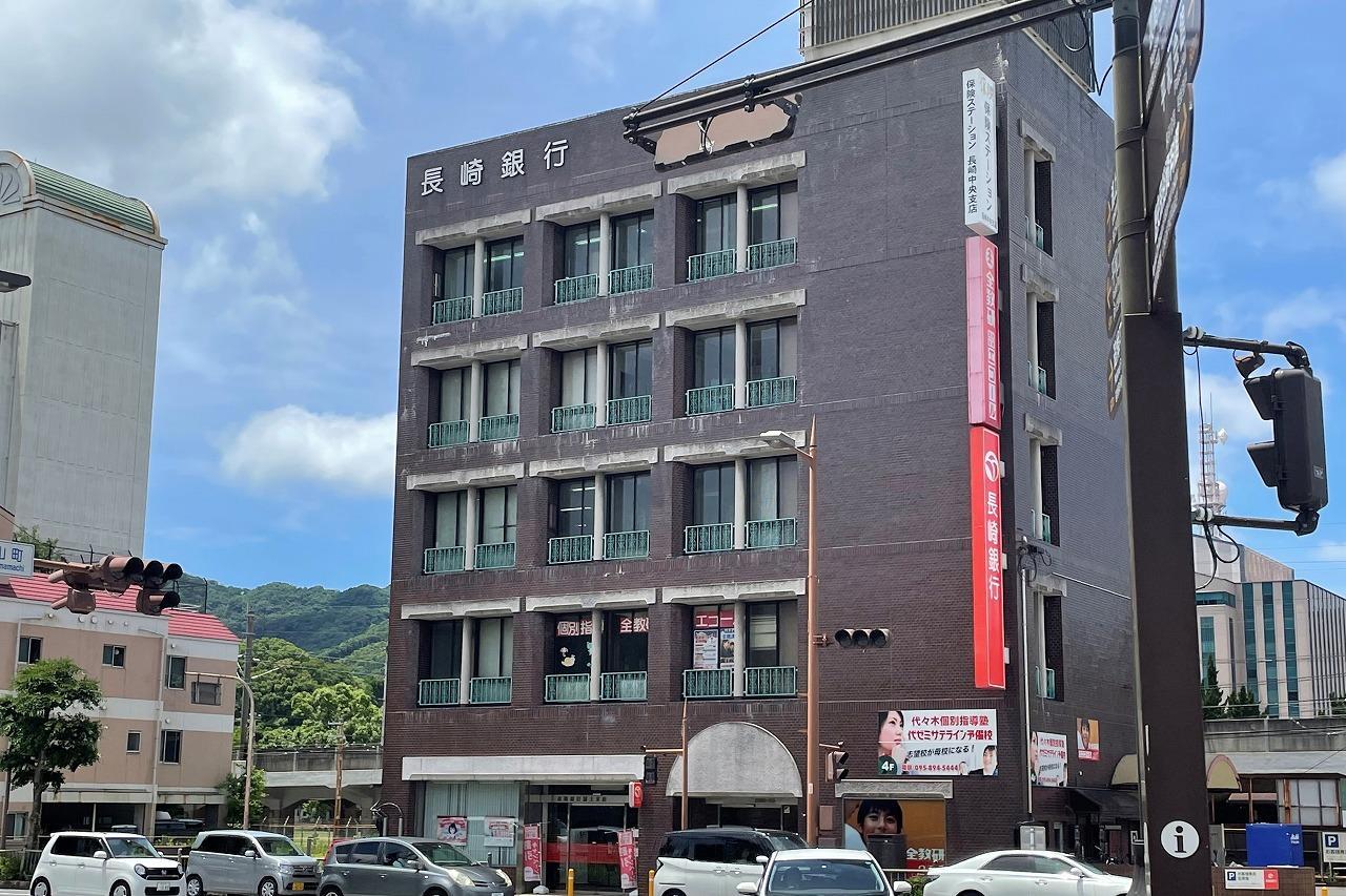 銀行　長崎銀行浦上支店（銀行）まで147m