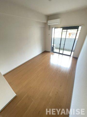 居室・リビング　※同間取りの別のお部屋の写真です※