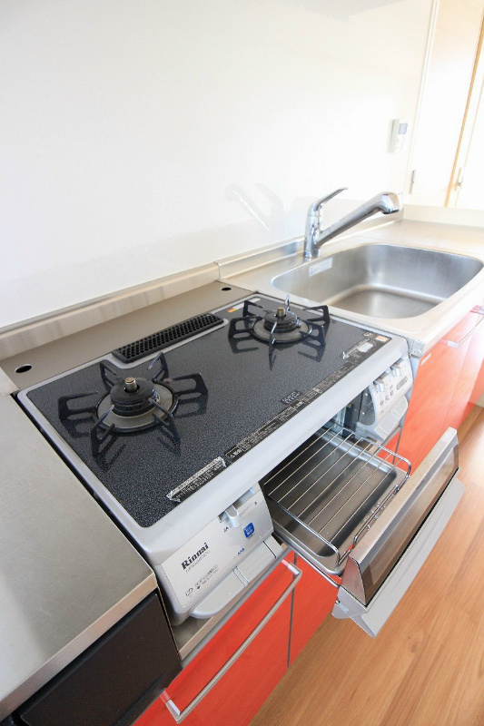 その他設備　大人女子も嬉しい2口コンロ＋グリルの設置。