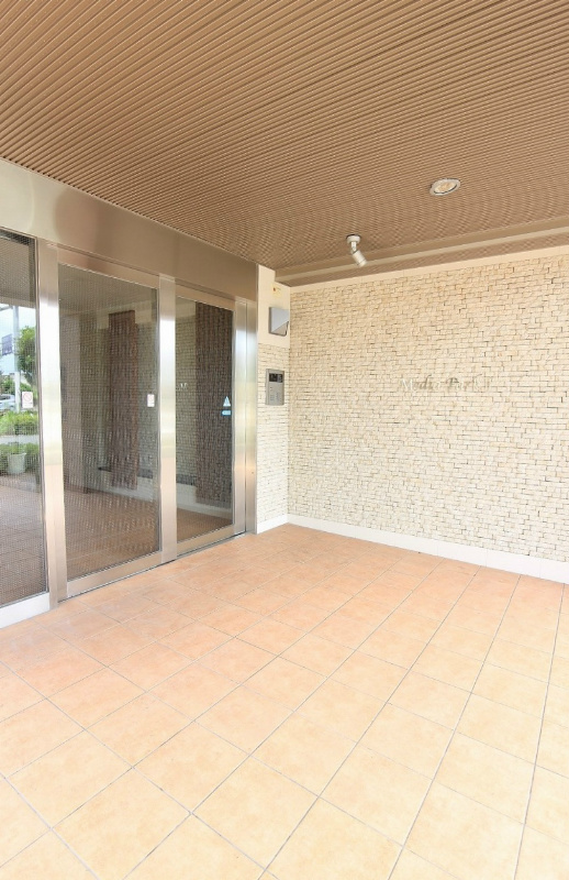 セキュリティ　安心・安全のオートロック搭載です。