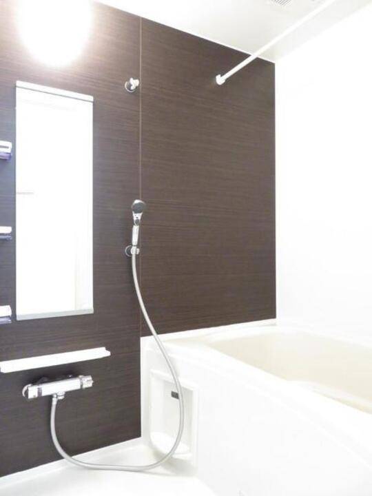 バス・シャワールーム　浴室