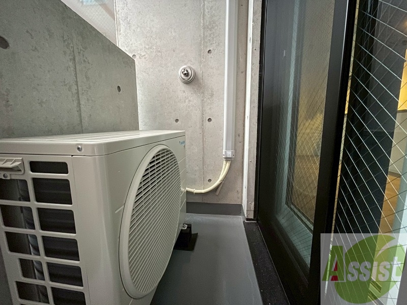 バルコニー　バルコニーです。洗濯物を干したり一息ついたりできますね！