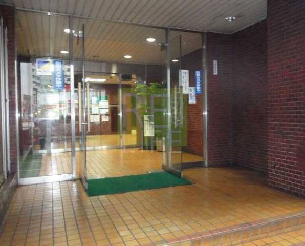 エントランス　アルベルゴ上野