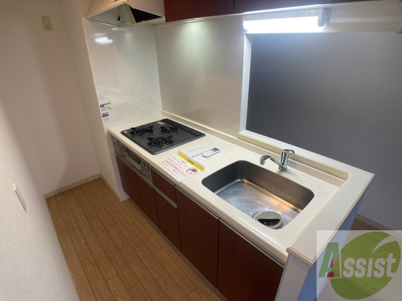 キッチン　キッチンはスペースも広々していて使いやすそうですよ！