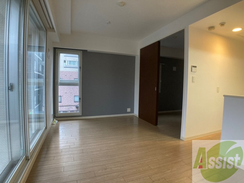 居室・リビング　広くてキレイなお部屋が広がっていて、充実した生活が送れそう。