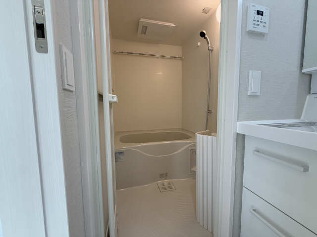 バス・シャワールーム　同一タイプ