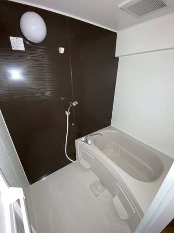 バス・シャワールーム　お風呂です