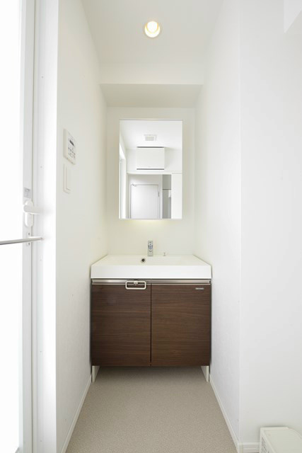 洗面設備　便利なシャンプードレッサー完備★